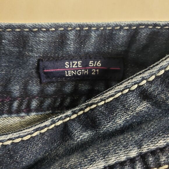 Vigoss Womens Capri Sz 5/6 21 The New York Denim Blue Jeans Distressed Embroider - Picture 11 of 12